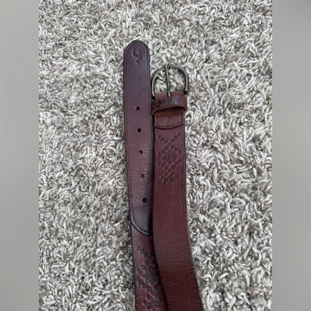 Hollister Leather Belt embossed sz Medium